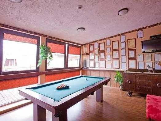 Hotel Trylogia