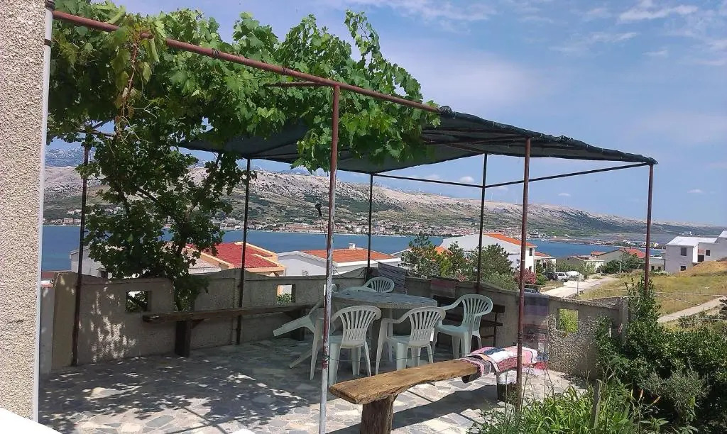 Apartments Anka Pag