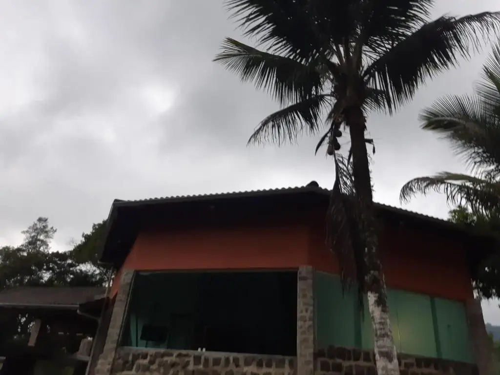 Solar corcovado