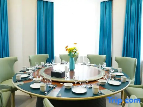 Junhe Hotel