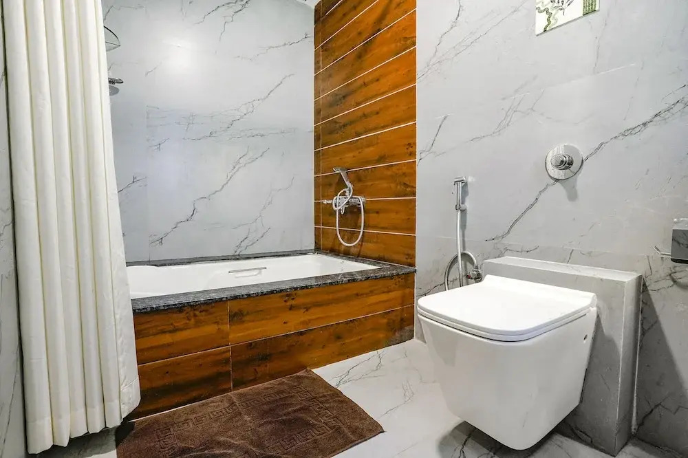 Fabhotel Swaraj