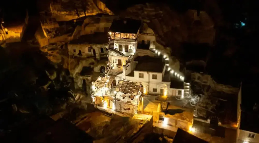 Bayar Cave Suites Special Class