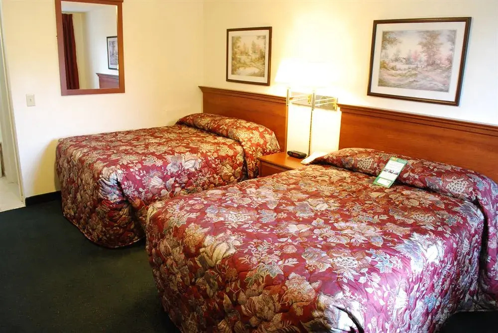 InTown Suites Extended Stay Atlanta GA - Cumming