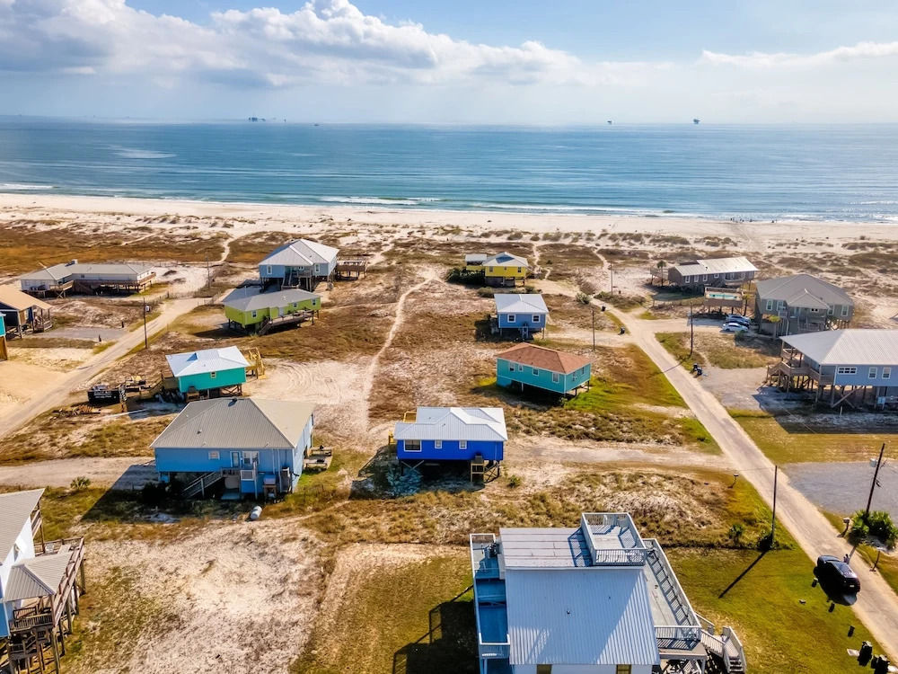 Boa Vista - 106 Ponchartrain 3 Bedroom Home by RedAwning