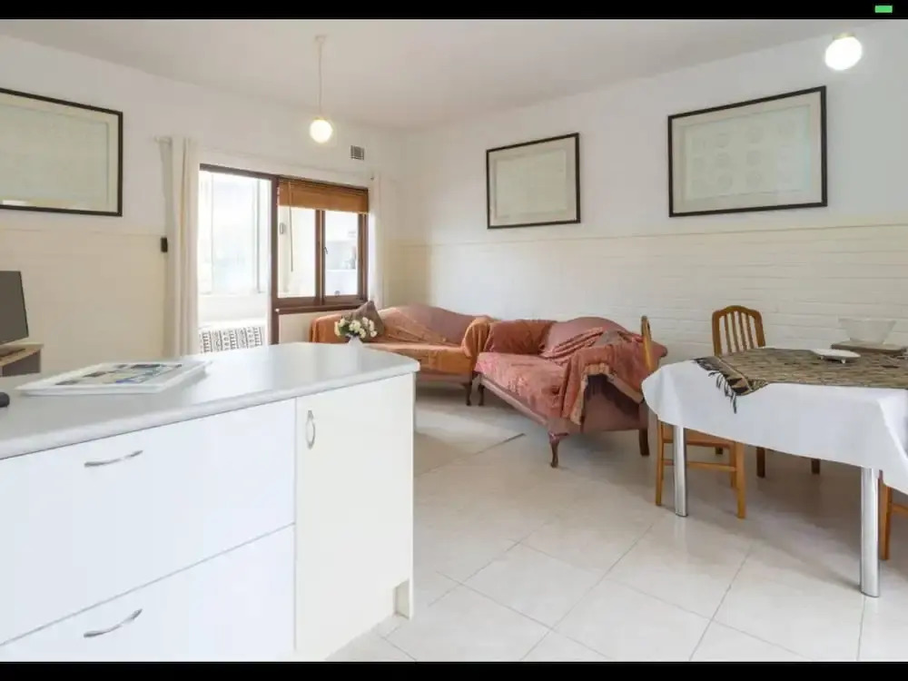 6 Bedroom Apartment near Perth