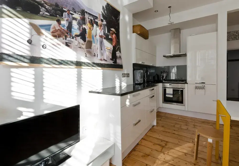 Modern 2bed in Brook Green/ Olympia