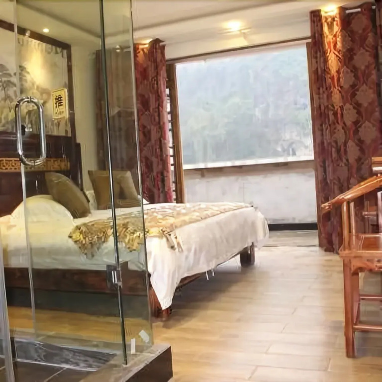 Tiexi Yinxiang Tongfu Inn