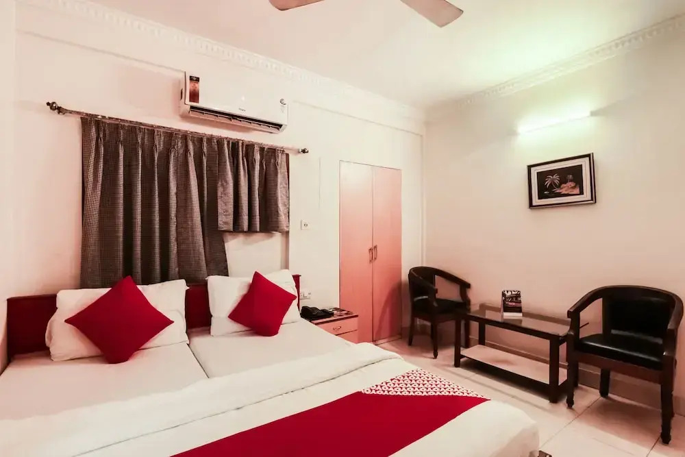 Oyo 24671 Hotel Park Inn