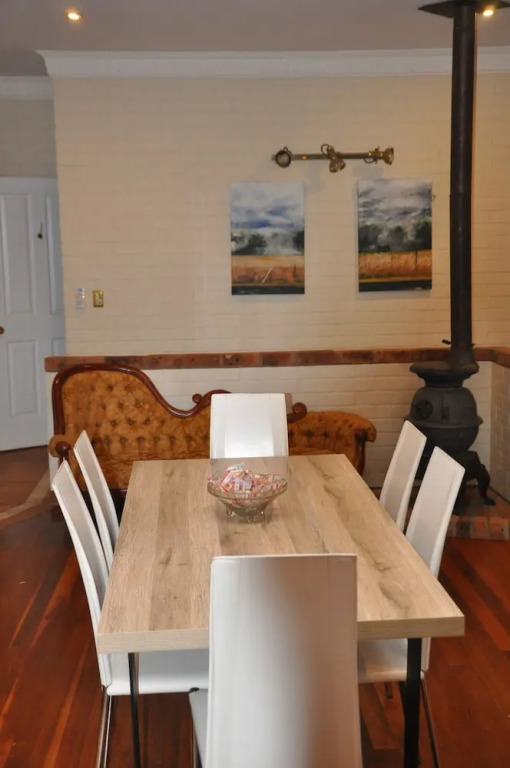 Woolshed Hill Estate