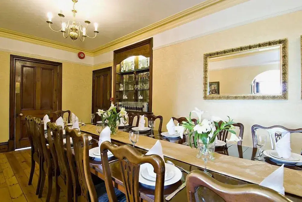 Ashleigh House