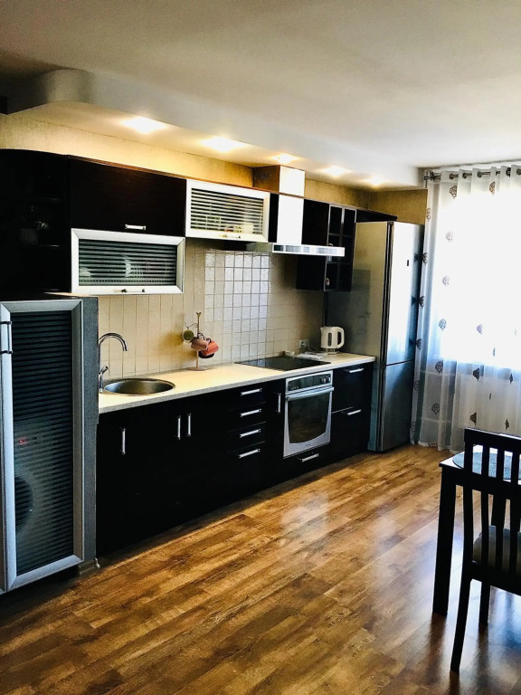 Status Apartment