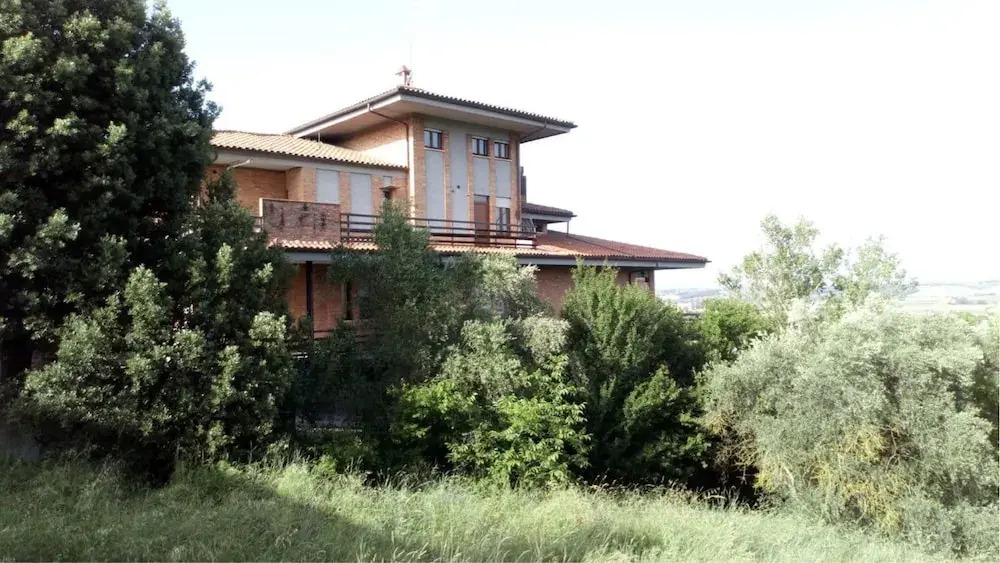 Emerald's Home