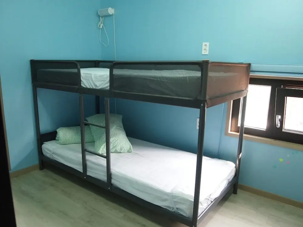 Cube Guesthouse