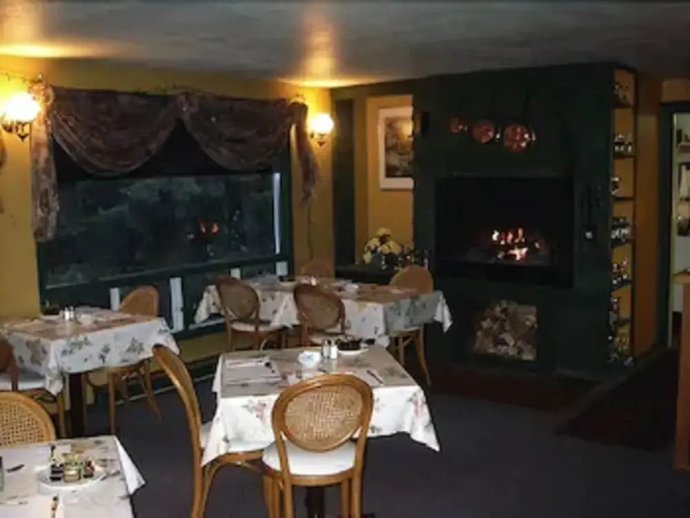 Auberge Mountain View Inn