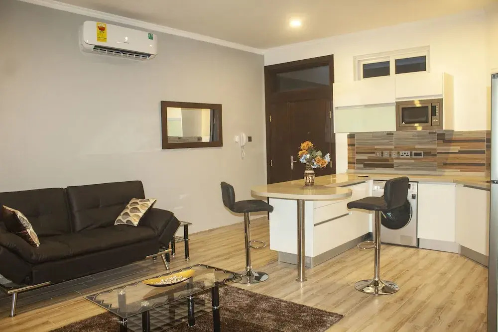 Emerald Suites
