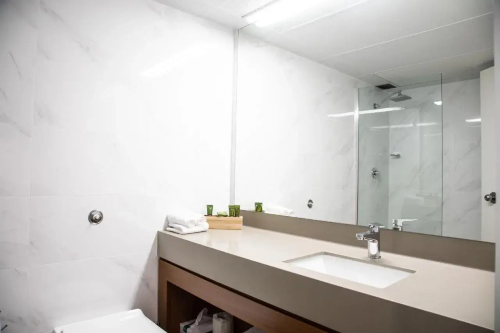 Comfort Inn And Suites Capital Executive