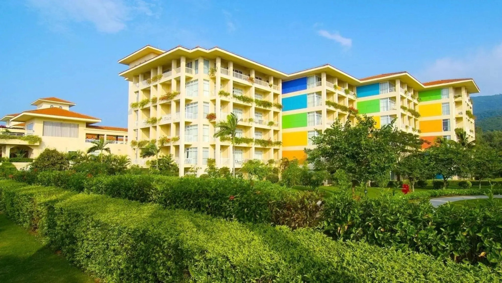 Resort Golden Palm