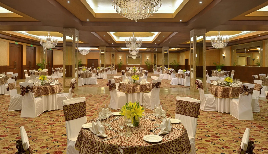 Savoy Suites Manesar