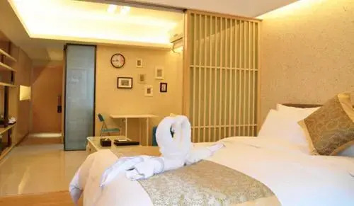 Chengdu Tujia Vacation Rentals - Ludao International Community