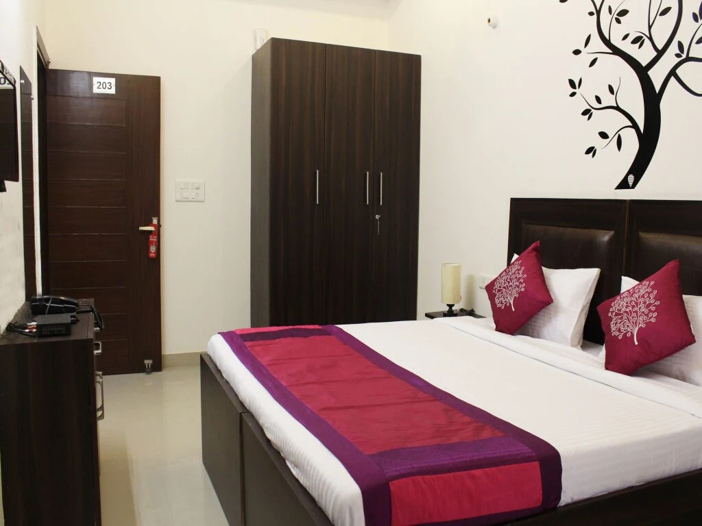 Oyo Rooms Sector 49