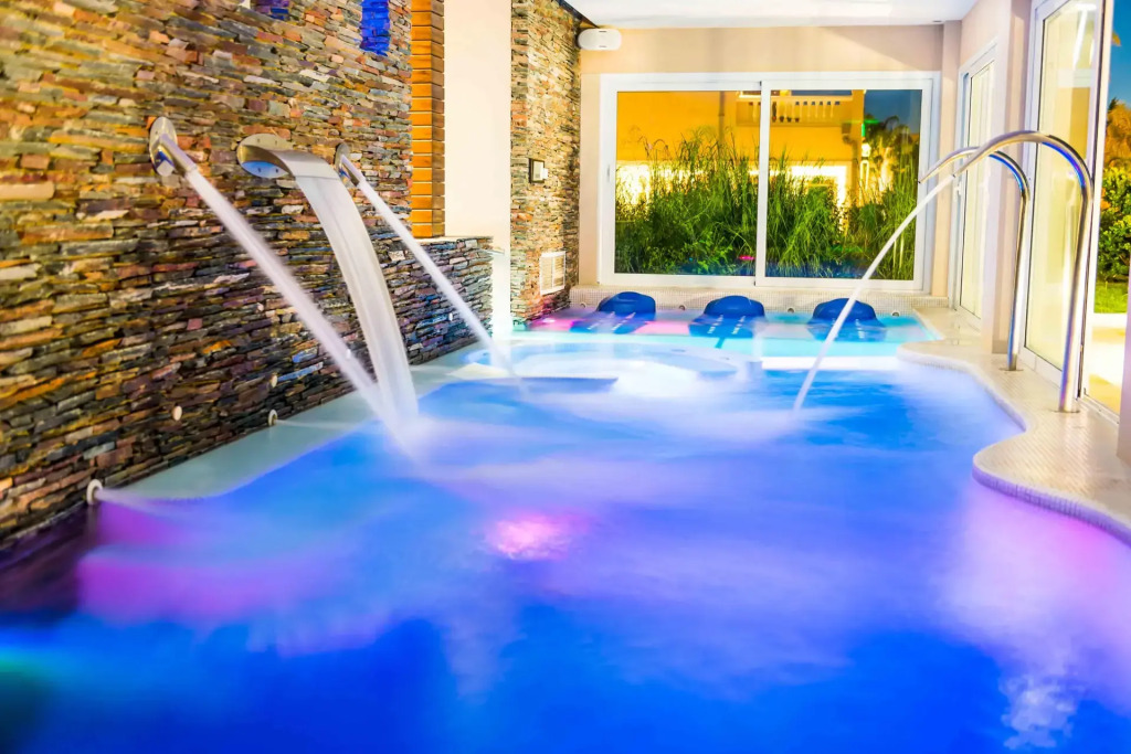 Howard Johnson Resort Spa
