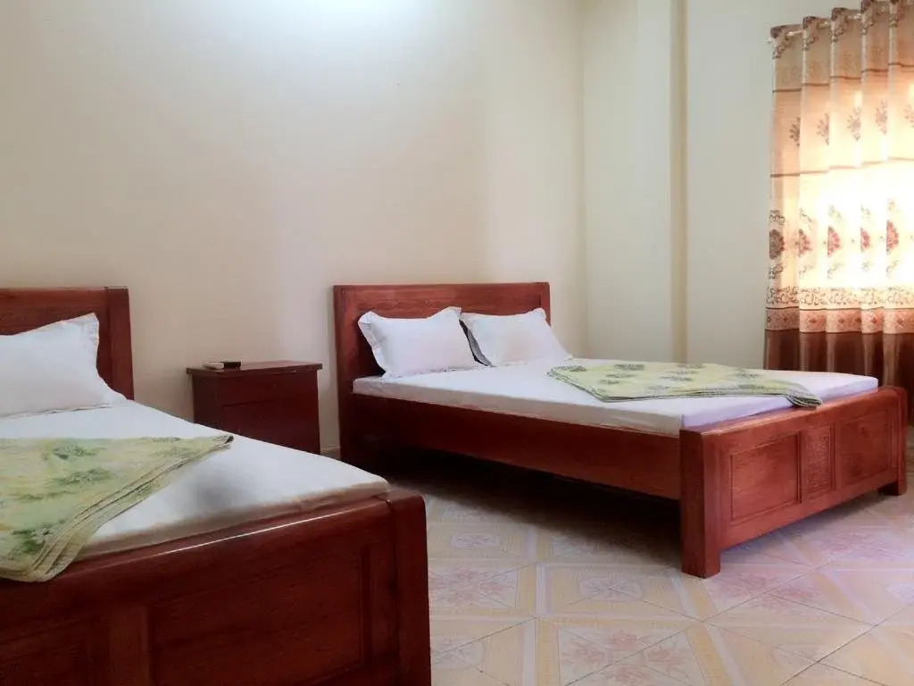 Pineapple Hotel