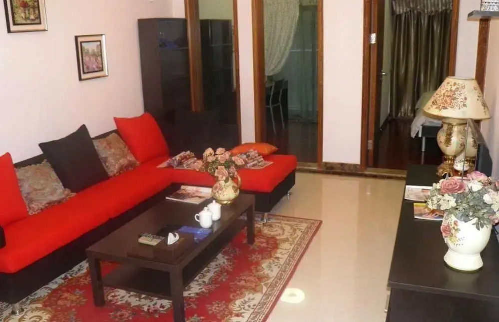 Maple Leaf Guihuayuan Business Apartment