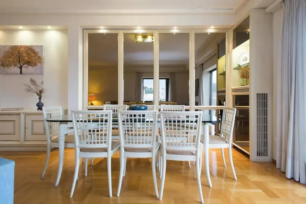 Alexander's Penthouse