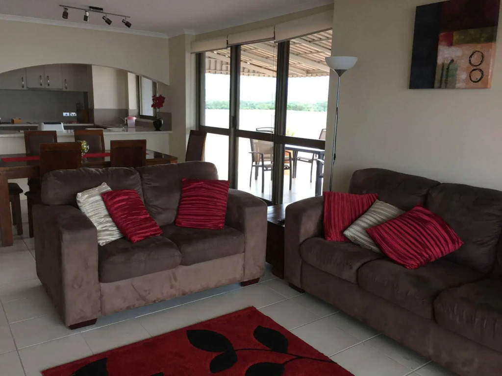 Coral Towers Holiday Suites