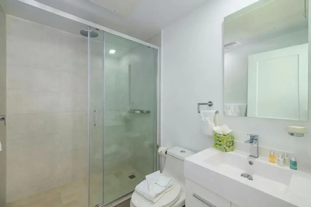 HH-2Bdr413 - NEW Modern Apartment in Oceanfront Luxury Condo in Aruba!