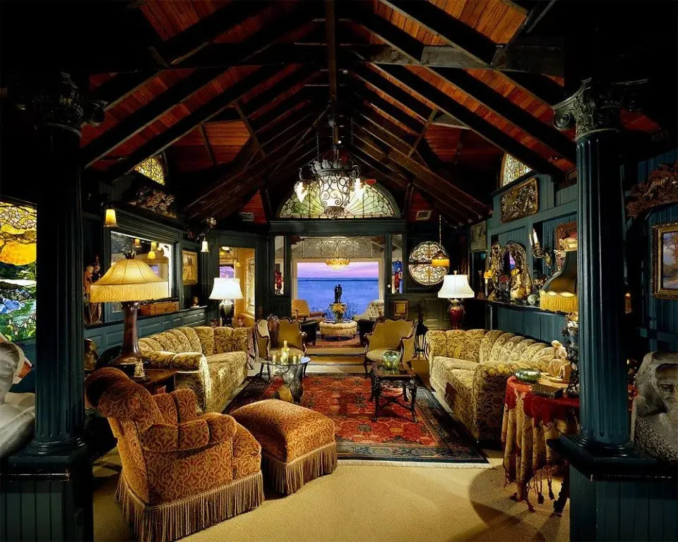 Lands End Inn