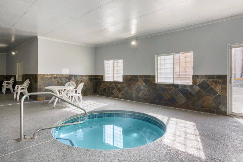 SureStay Plus by Best Western Montrose