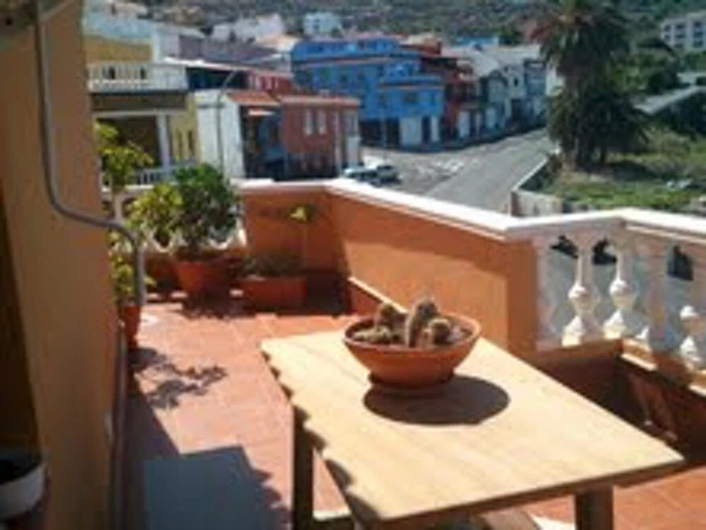 Apartment With 2 Bedrooms in Icod de los Vinos, With Wonderful sea Vie