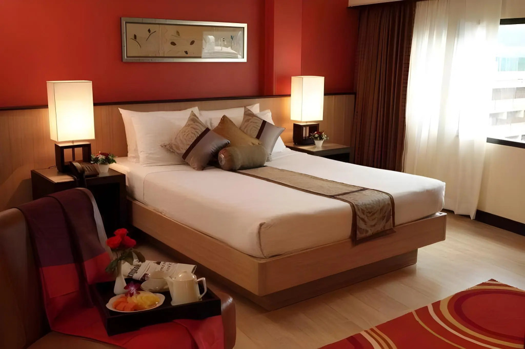 Rose Hotel