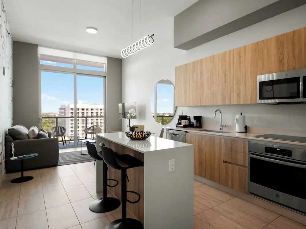 LUXURY NEW CONDO AT MIAMI DESIGN DISTRICT