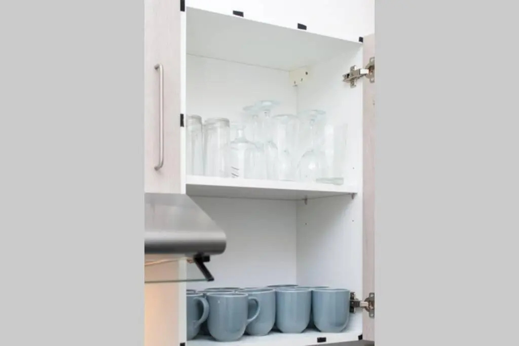 Newport house sleeps 9 - Mycityhaven