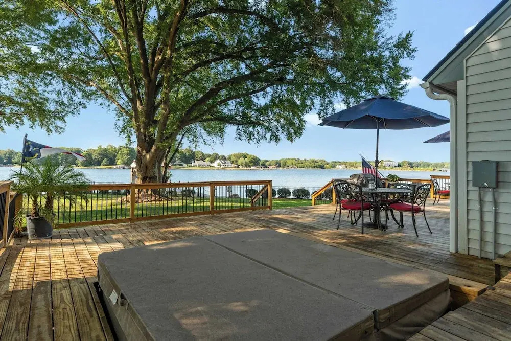 Lakefront Home w/ Game Room & Hot Tub Ponderosa Peninsula by Avantstay
