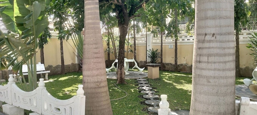 Hotel Aryana Court Bamburi