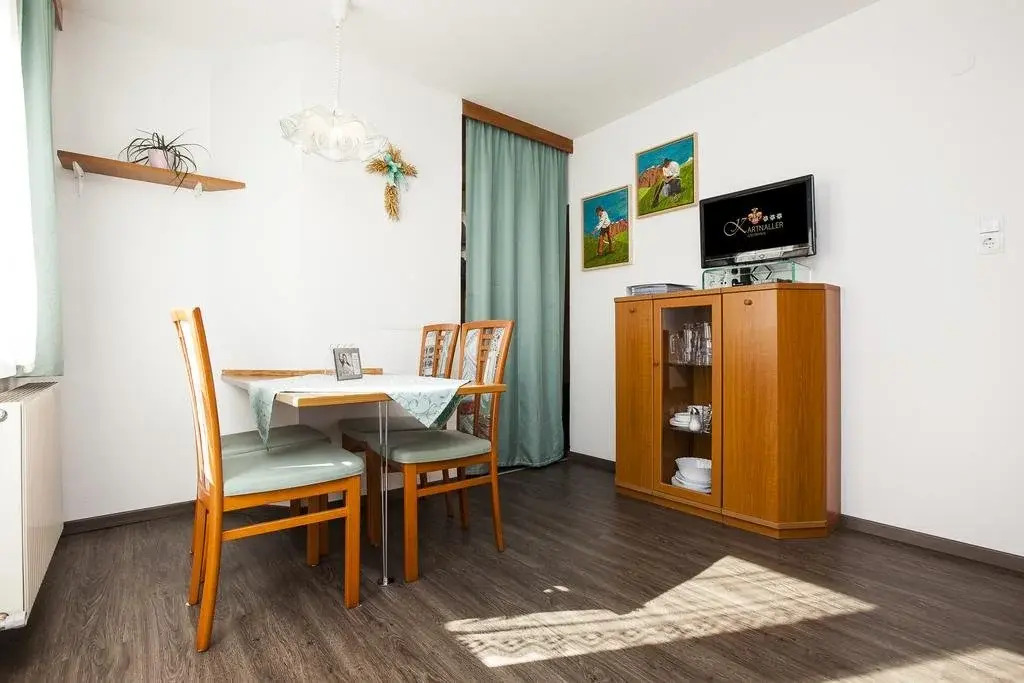 Art-Apartments Kartnaller superior