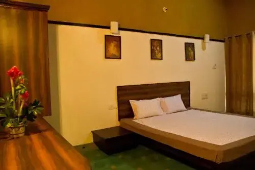 StayVista at Green Pastures - Bonfire and Views