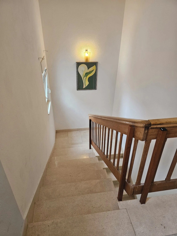 Oleander, Three-bedroom Apt in Trogir
