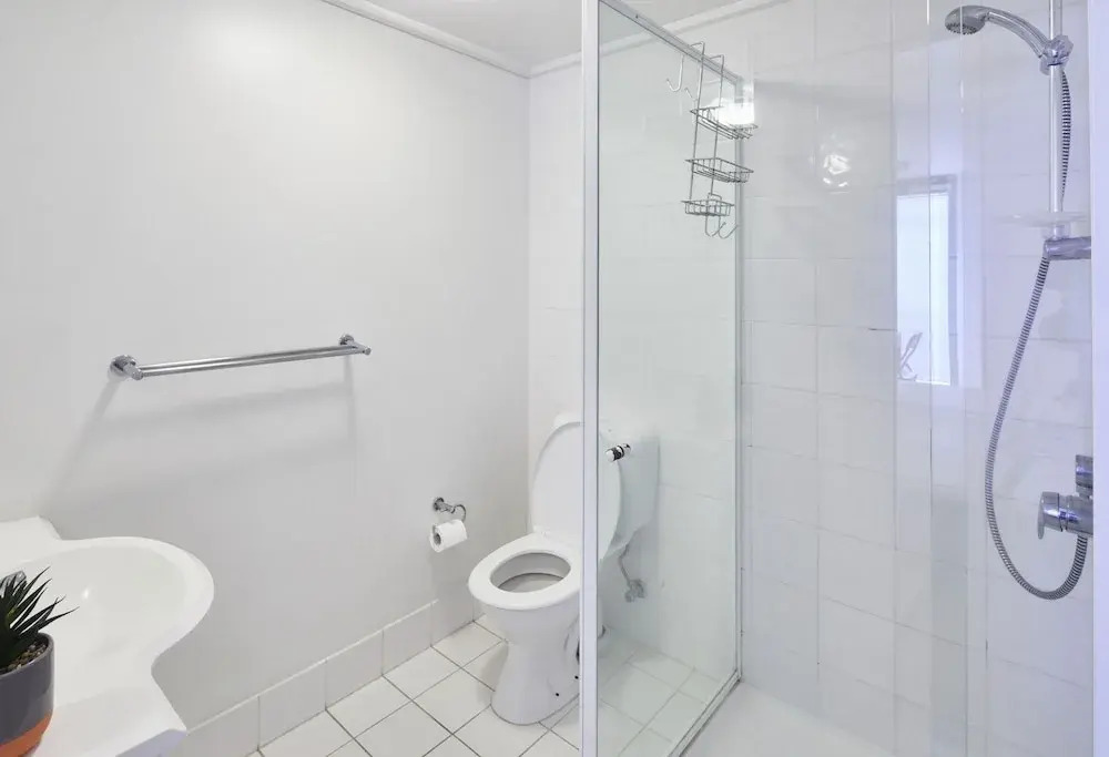 2 Bed/2 Bath Apt, Amazing Location!