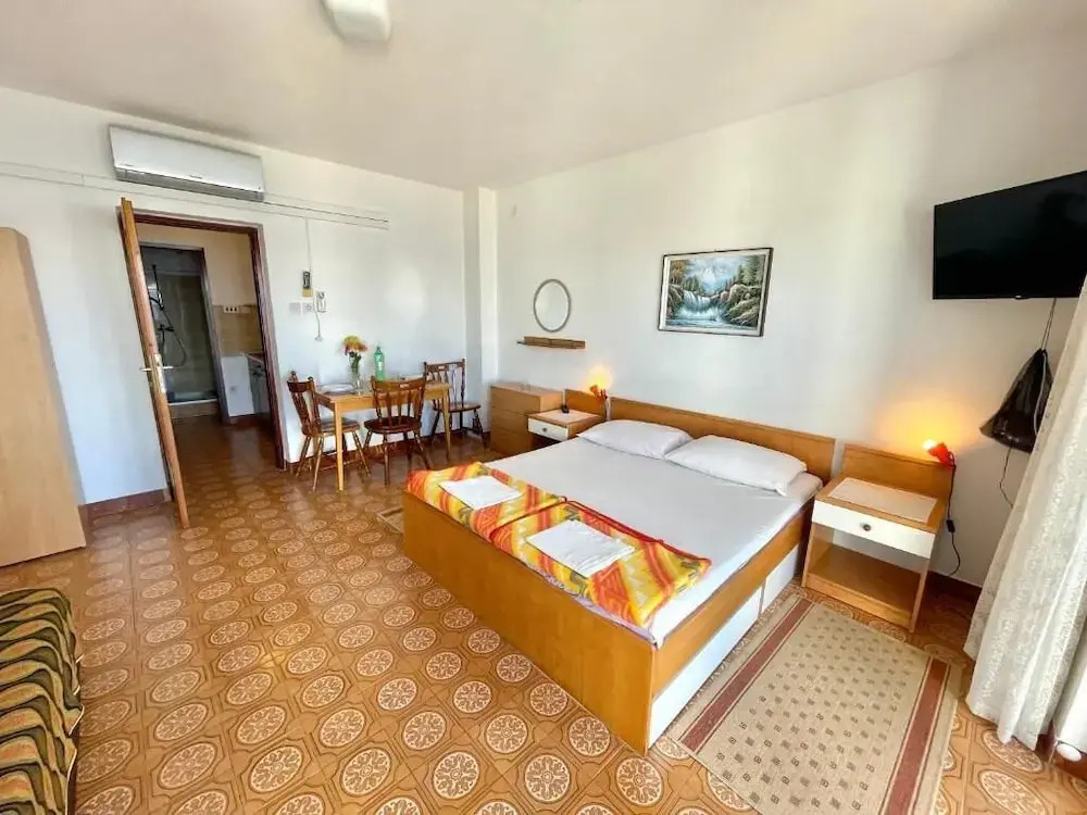 Apartment Luky 5