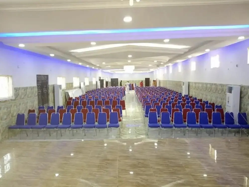 Milton Park Hotel & Resort