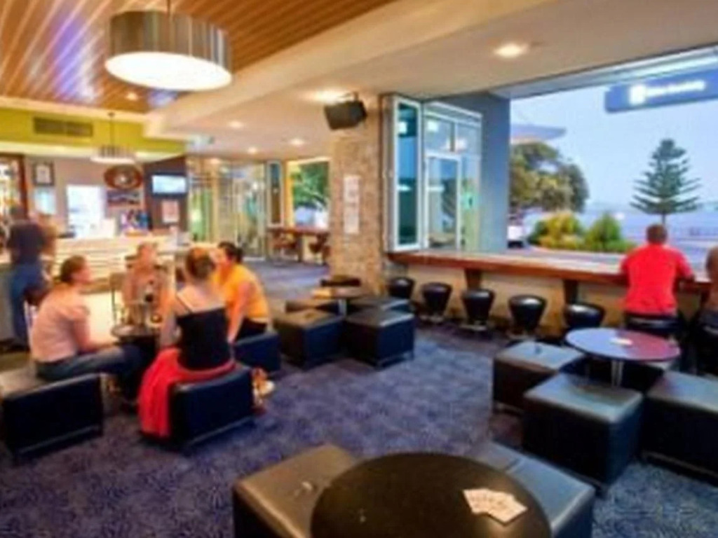 Port Lincoln Hotel