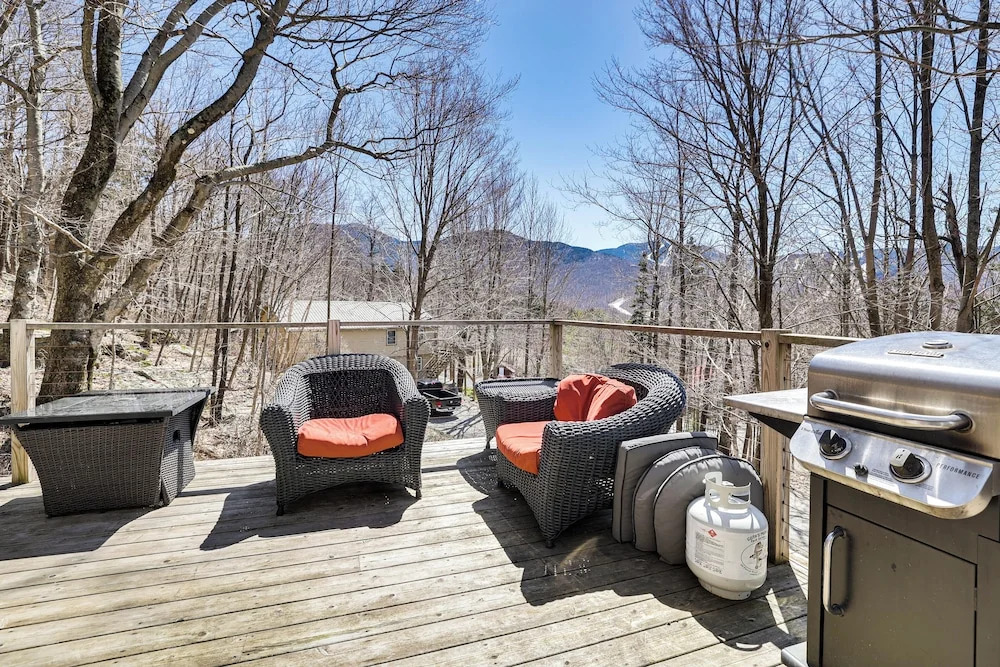 Jeffersonville Home w/ Deck Near Hiking & Climbing