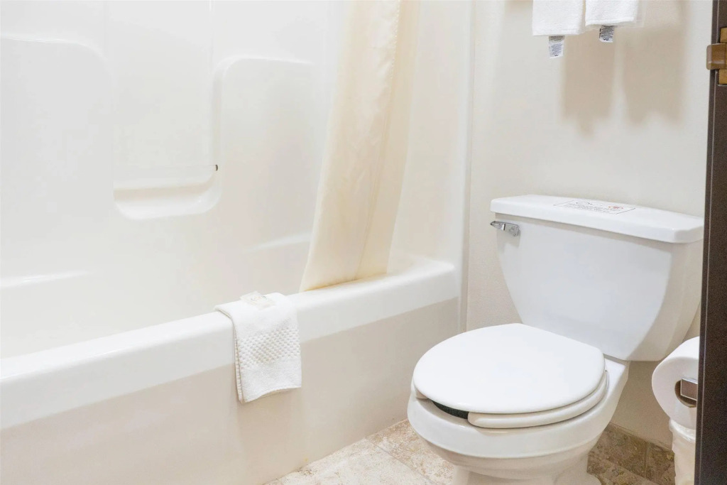 Quality Inn & Suites Sun Prairie Madison East