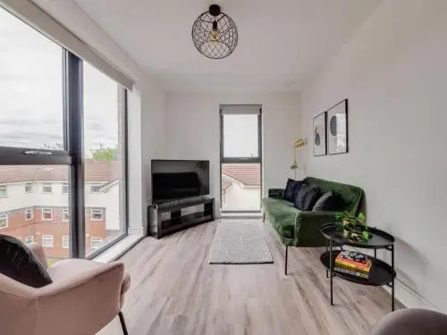 Pass the Keys Modern 2 Bedroom Apartment Manchester Media City