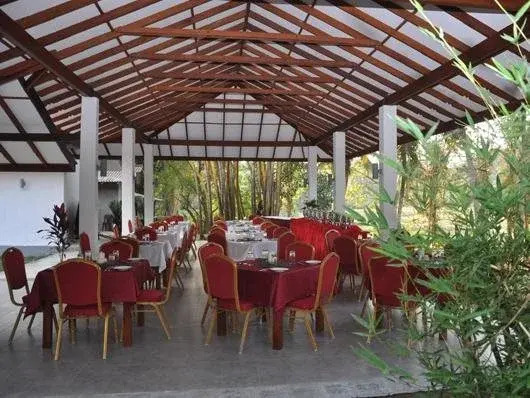 Aarya Hotel