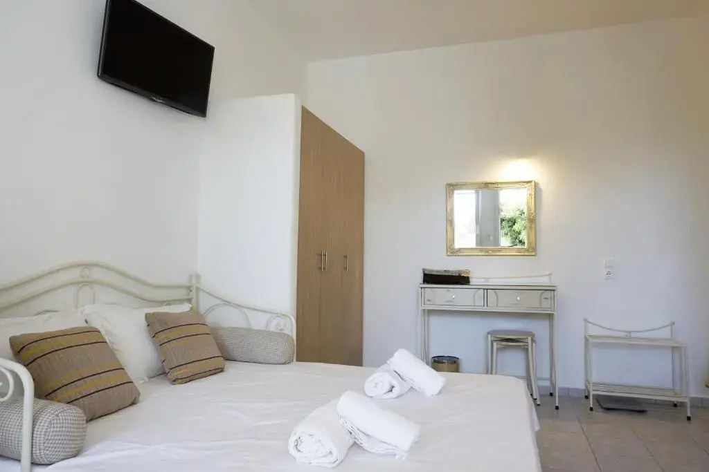 Casa Nostra Mykonos Boutique Rooms & Studios